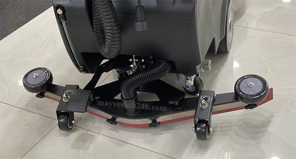 Cần gạt nước máy chà sàn liên hợp Krafer SM50